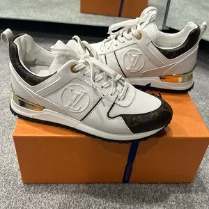 Authentic Louis Vuitton run away sneaker